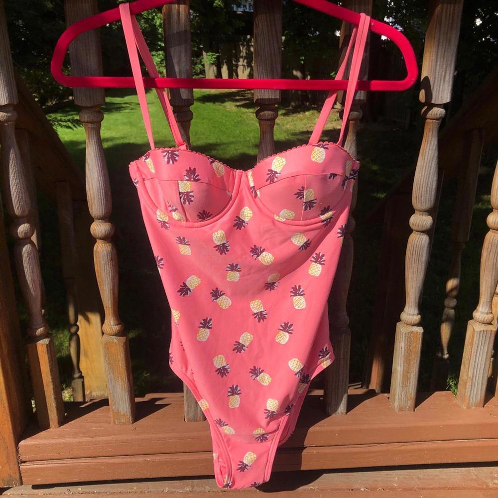 Kate Spade Pineapple Peach Coral Pink One Piece Bathing Suit 🍍 XS